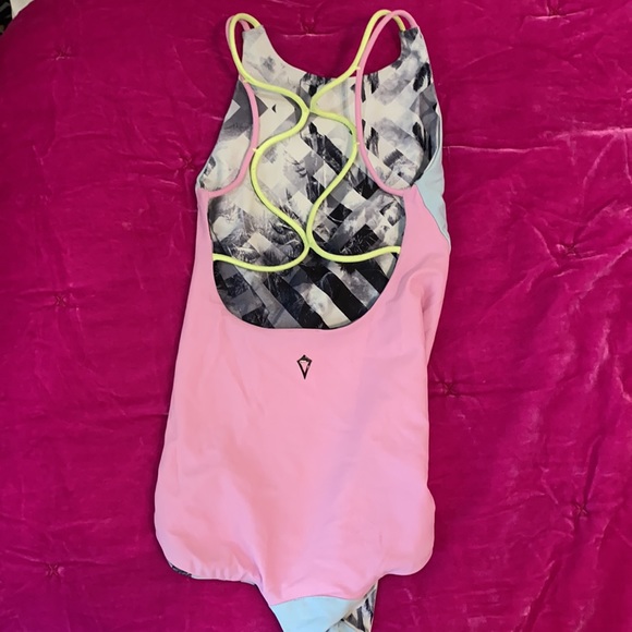 Ivivva - Picture 3 of 4